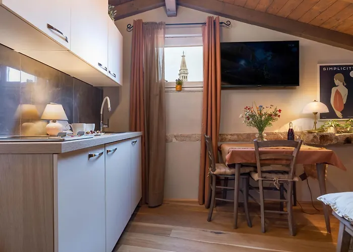 Casa Kaligari History Old Town Apartman *